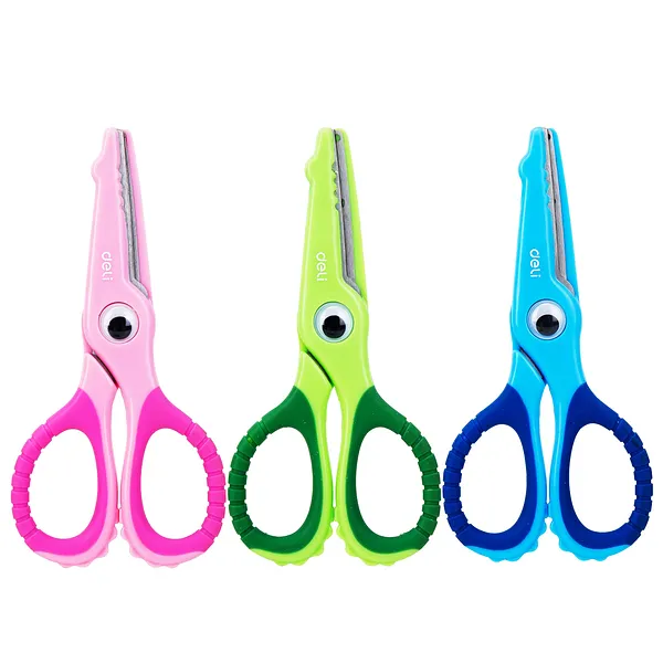 Tijera Infantil de Figuras Animadas 5.25" con Punta Redonda y Protector Deli E6071